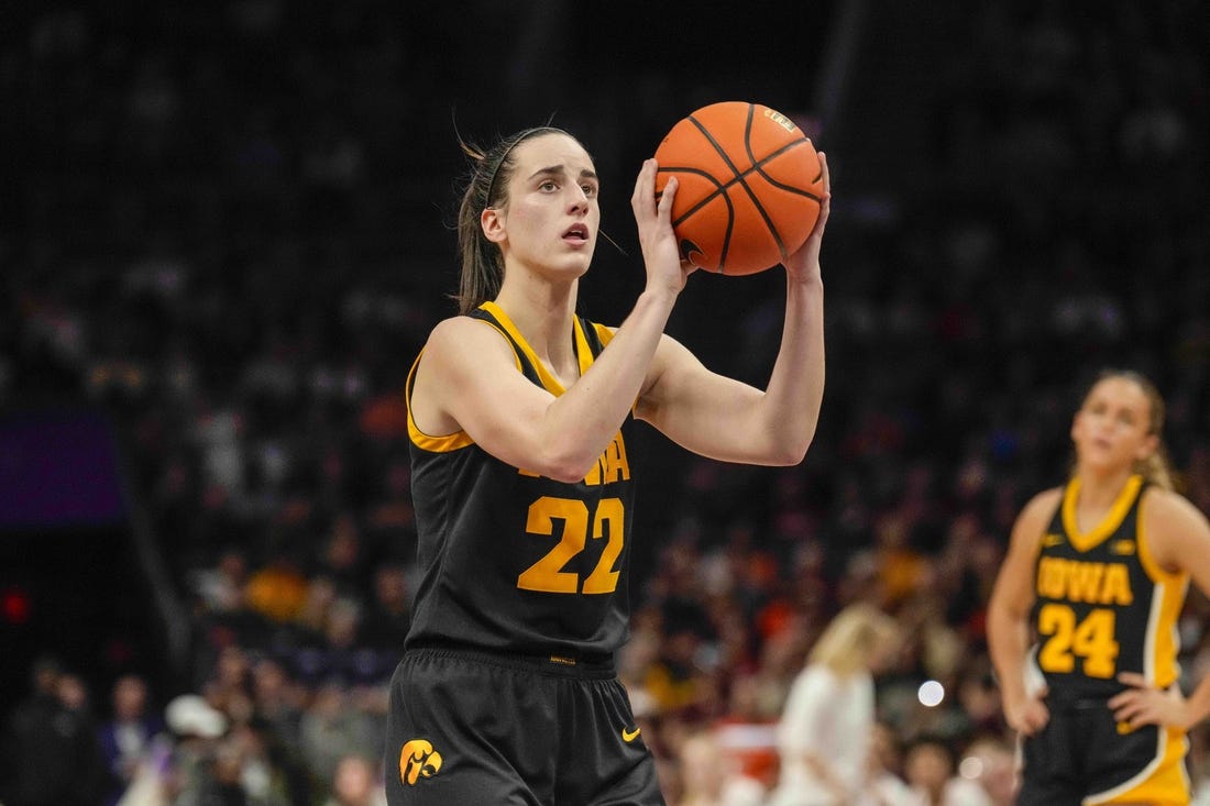 WNCAAB: Caitlin Clark becomes Iowa's all-time leading scorer