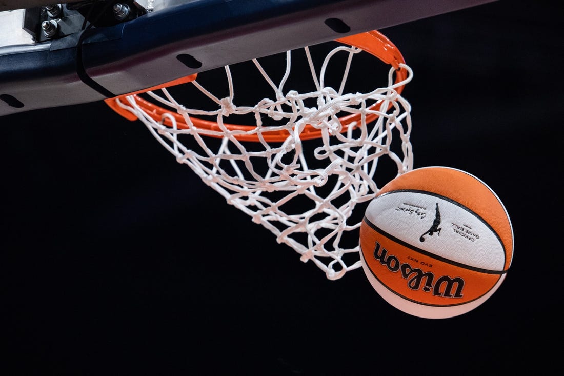 WNBA Storm stay hot, capitalize on Sky turnovers in victory